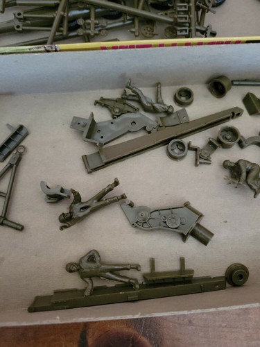 VTG Model Aurora 1963 WWII US Army 8 in Howitzer 307-98 - Picture 11 of 12