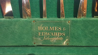 Holmes & Edwards Inlaid 54 Piece Silverplate Flatware Set Flatware