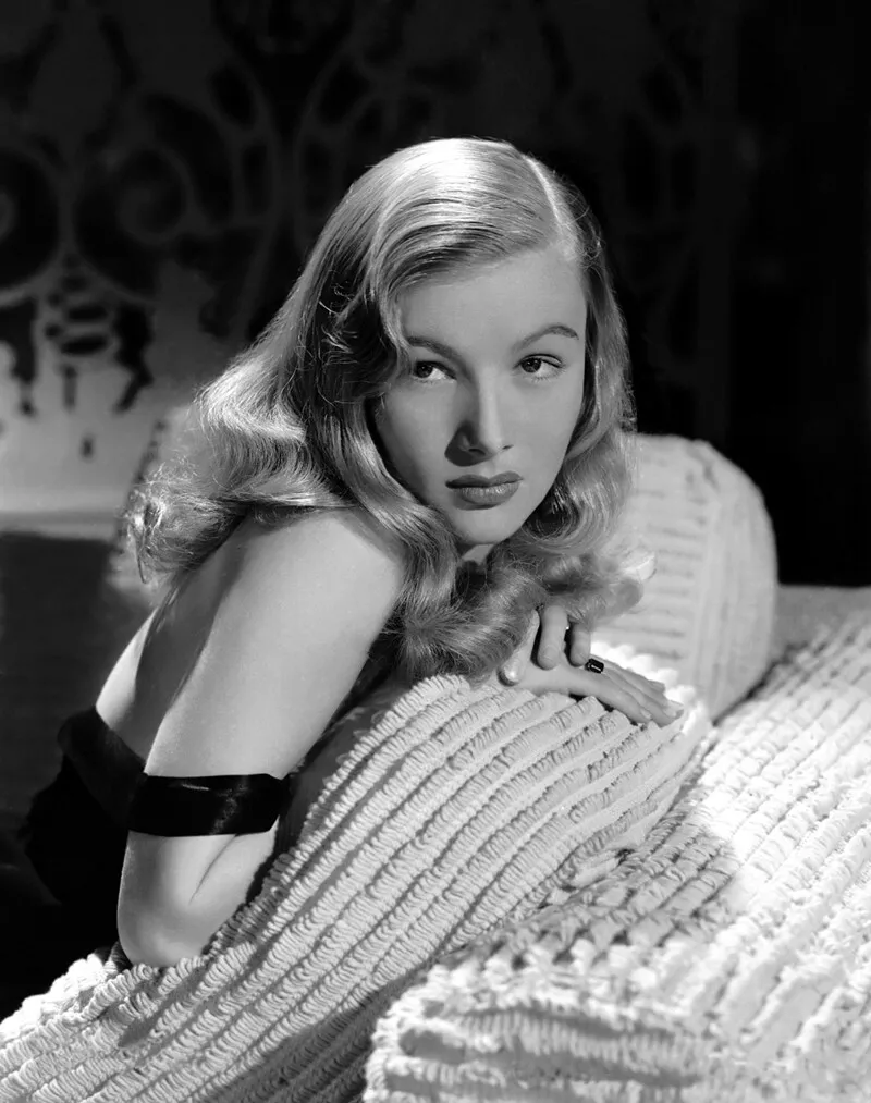 Veronica Lake Eye Color