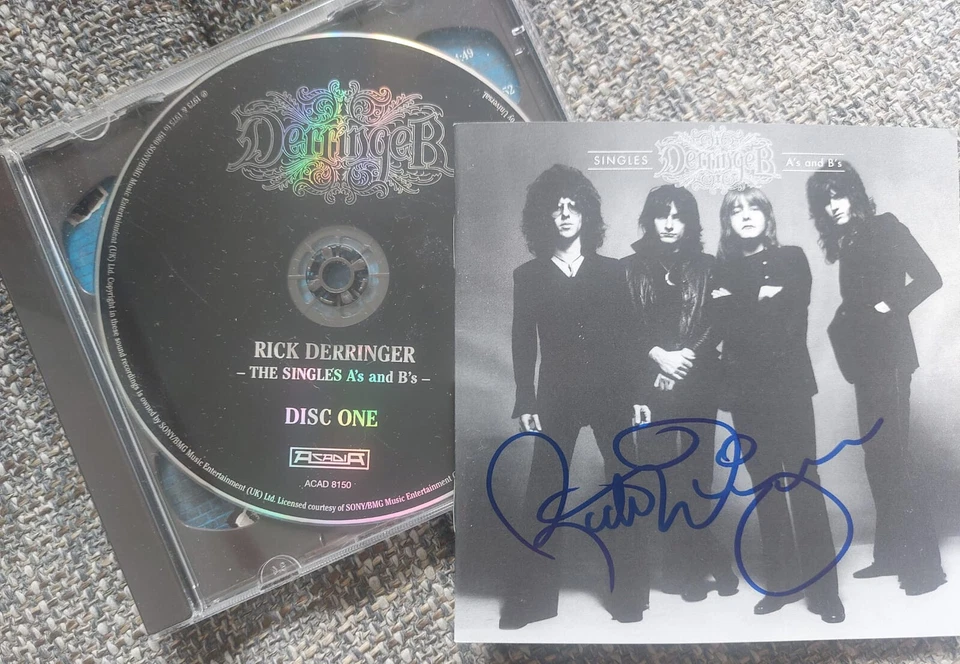 2 CDs Rick Derringer - The Singles A's & B's signiert Autogramm