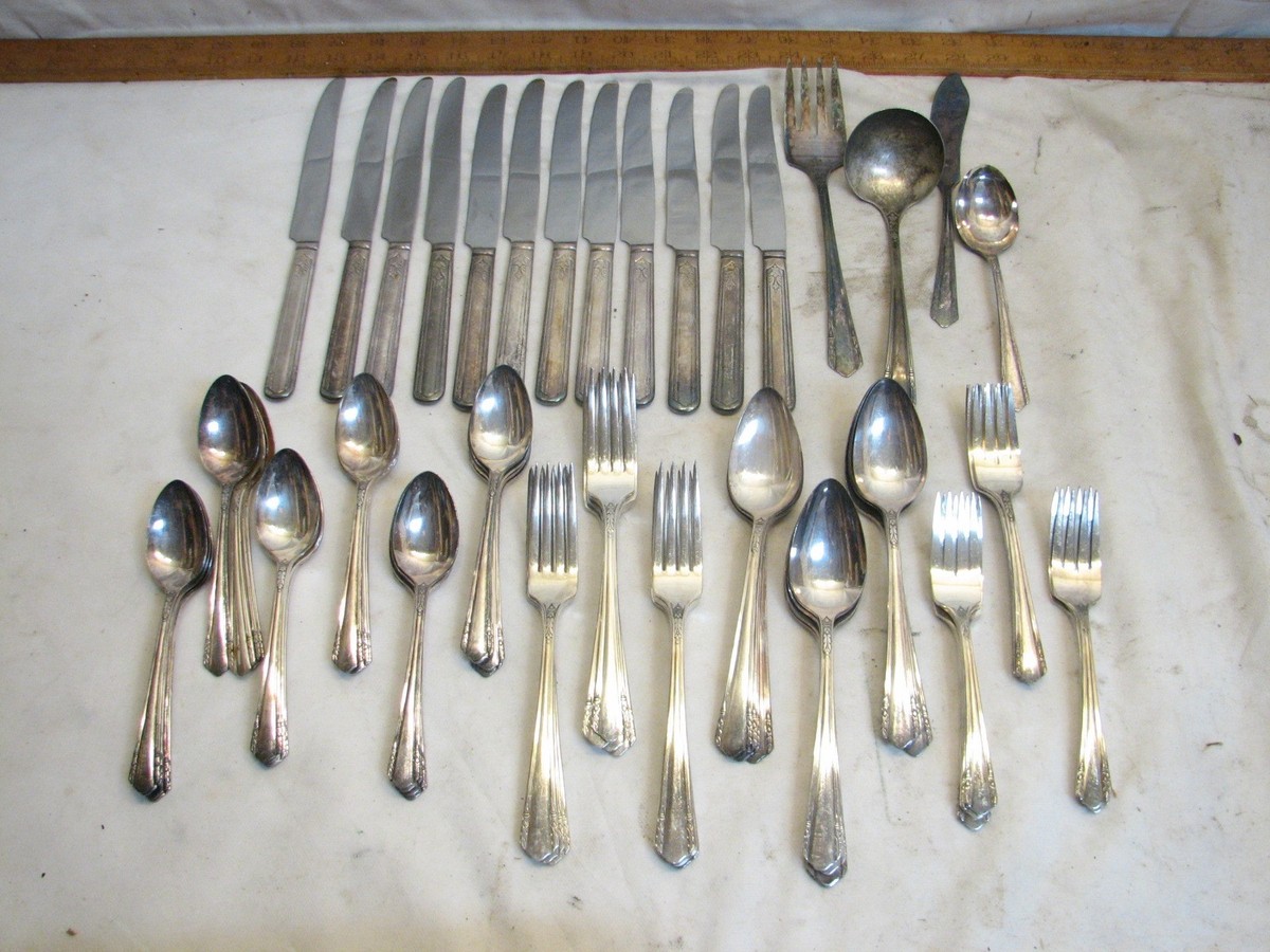 Service For 12 Wm A Rogers Mfg Co Mailbu Silverplate Flatware