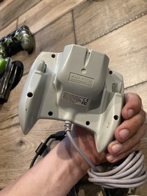 Sega Dreamcast White Console Bundle HKT-3020 w/ Controllers