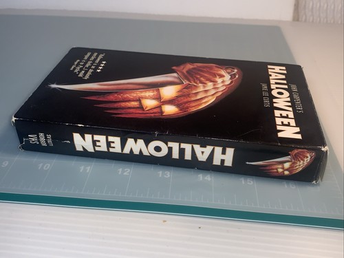 John Carpenter's Halloween VHS Tape Horror Jamie Lee Curtis Slipcase Cat SV10271 - Picture 5 of 13