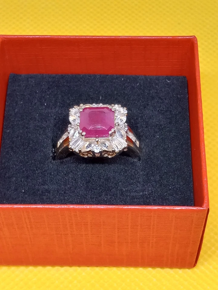 5.65ctw Asscher Cut Niassa Ruby White Topaz 14K YG Over Silver Ring Size 7 - Image 4 of 4