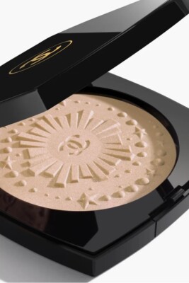 15 g. Chanel Diamond Dust Oversize Illuminating Powder Ltd