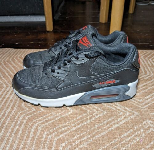 Brand New NIKE AIR MAX 90Black/ University Red White UK 7 US 8 EU 41 Unboxed - Picture 1 of 9
