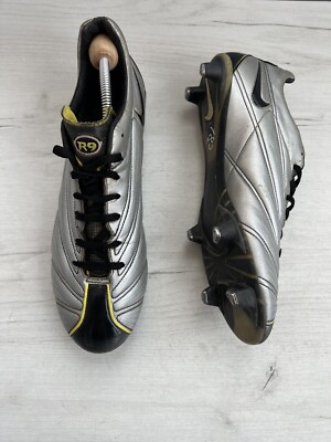 nike r9 silver