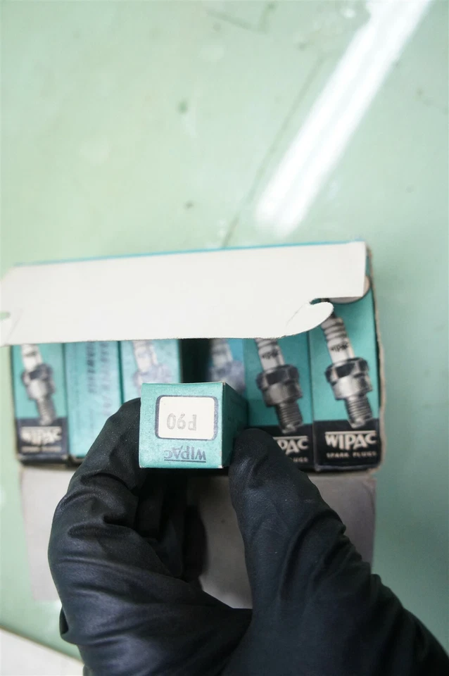 Wipac Spark Plug P90 盒 *2461 — 第 3/3 张图片