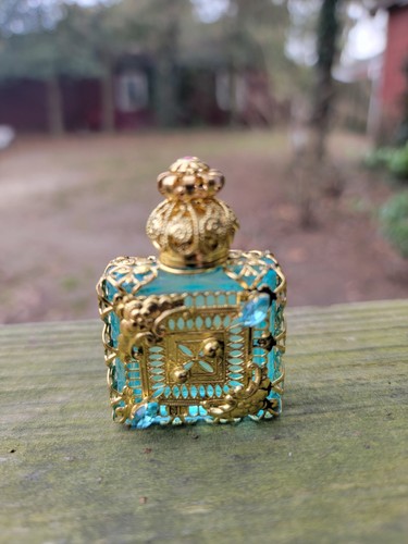  BEAUTIFUL ORNATE MINI DECORATIVE PERFUME BOTTLE 