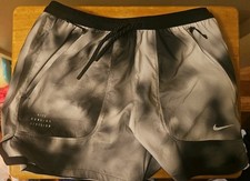 NEW Nike Running Division Dri-FIT ADV 4" Shorts Black Men's Size S HJ4150-010