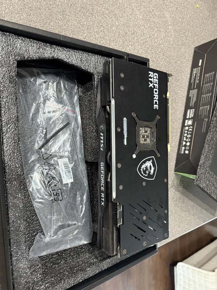 Placa de Vídeo MSI GeForce RTX 3070 GAMING X TRIO 8GB GDDR6 - Imagem 4 de 4