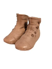 Victorian High Top Button Baby Shoes in Ceramic