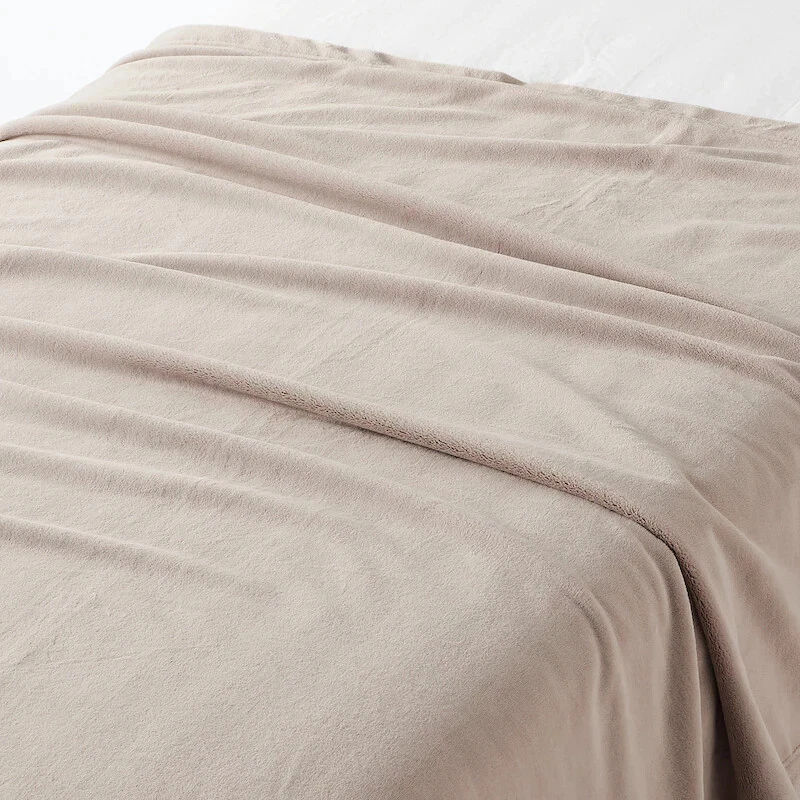 Muji hotsell fleece blanket
