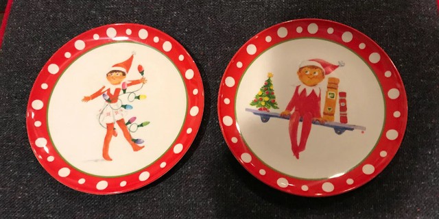 Pottery Barn Elf On The Shelf Christmas Set Of 2 Ceramic Plates
