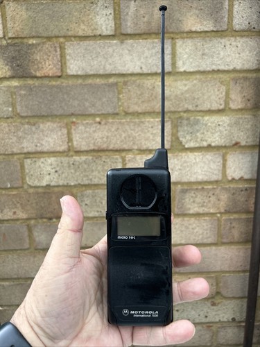 Vintage Motorola MicroTAC International 7500 Mobile Phone - UNTESTED - Prop - Photo 3/7