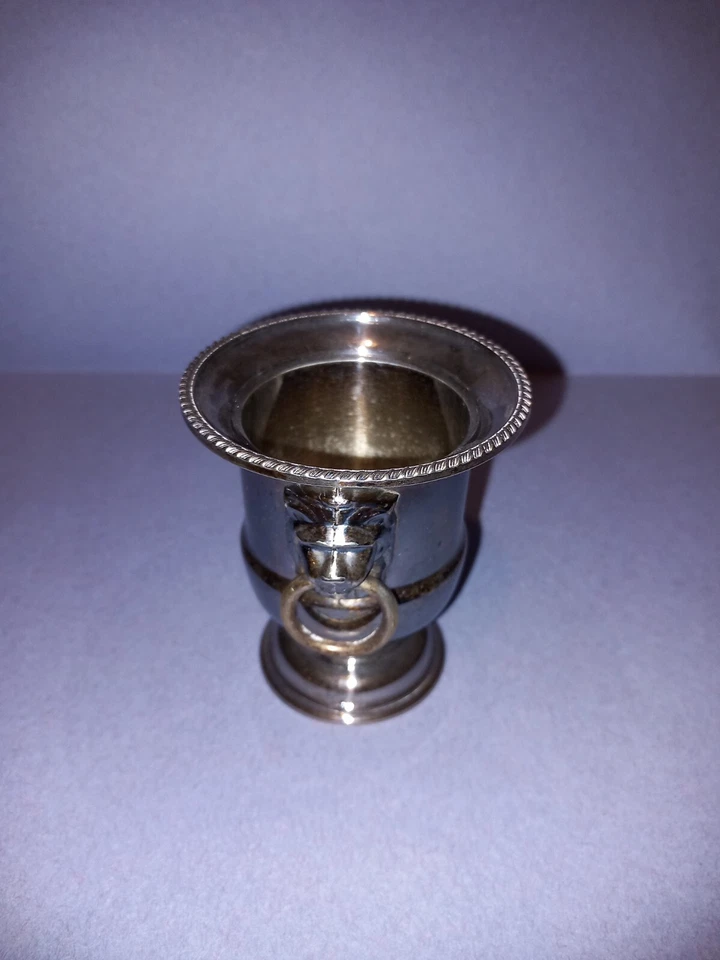 VINERS OF SHEFFIELD PLATEADO INGLATERRA. JARRÓN EN ARGENT DECO TËTE DE LION  Foto 4 de 4