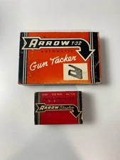 Vintage Arrow Fastener T-32 Staple Gun, Stapler in box With Box Of Staples