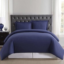 NWOT TRULY SOFT Everyday 3-Piece King Duvet Set Navy Blue