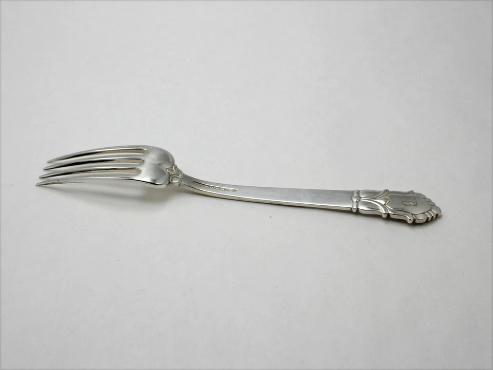 蒂芙尼 Palmette 纯银晚餐叉 - 8 1/8 英寸 - 带 Monogram "B" — 第 2/4 张图片