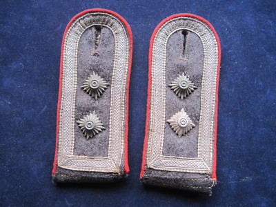 Schulterklappen f.e.Oberweldwebel der Flakartillerie
