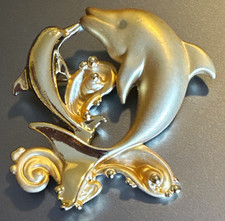 Dolphin Design Ocean Theme Metal Brooch Pin, Gold Tone Dolphin Brooch