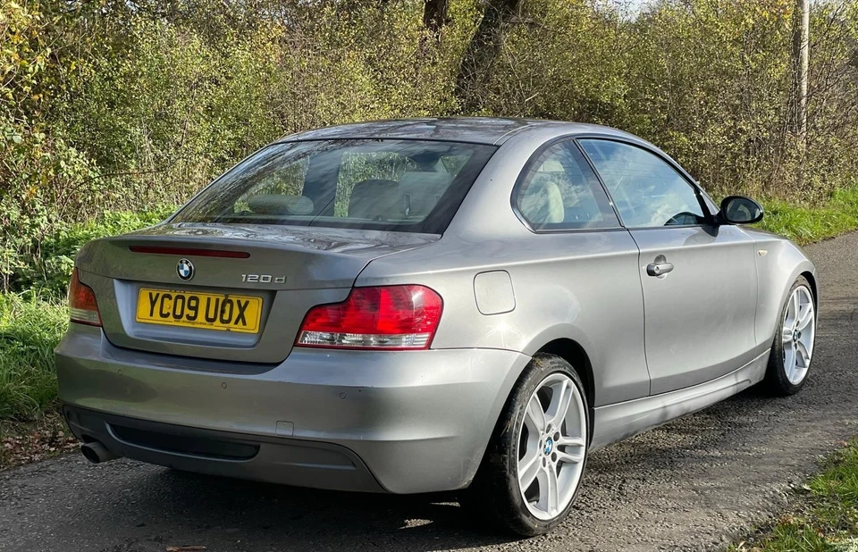 BMW 120D 1 Series Coupe E82 2009 - Image 3 of 4
