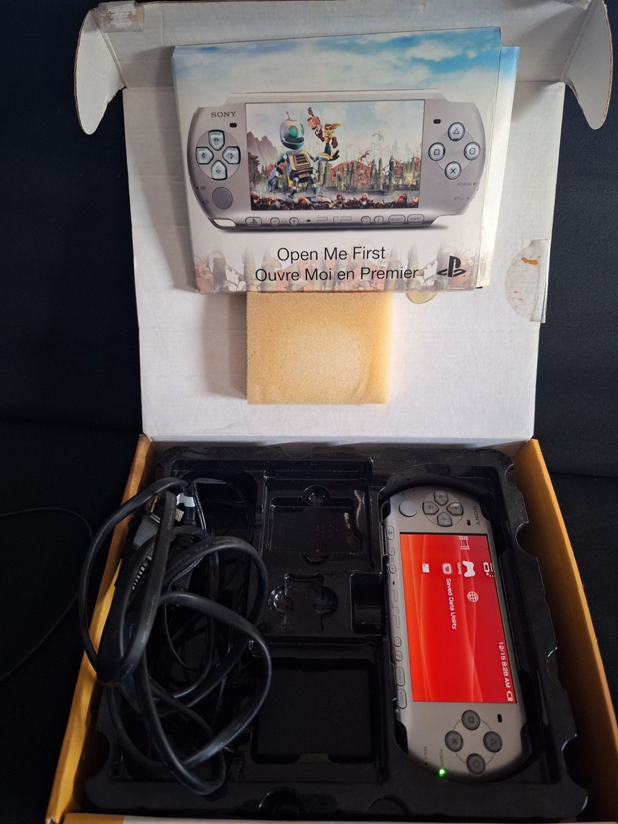 Sony PSP 3000 Ratchet & Clank Limited Edition Bundle Mystic Silver