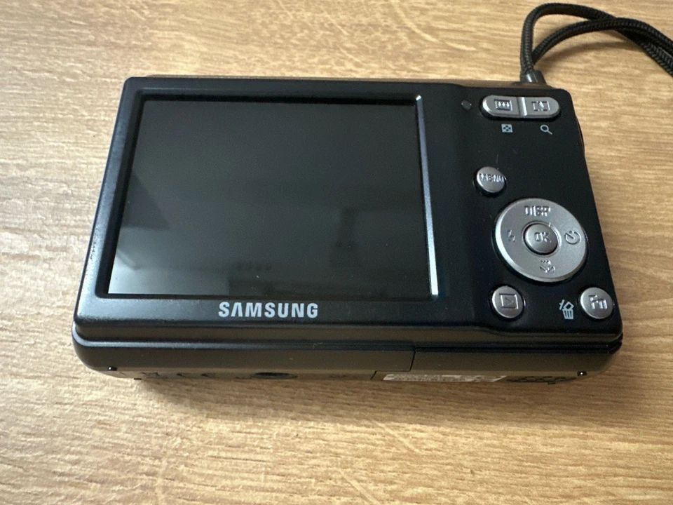 Samsung ES15 Digitalkamera – 10.2 MP – Schwarz - Bild 4 von 4