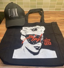 Pink: Cap and Tote Bag 2013 VIP Exclusive Brand New