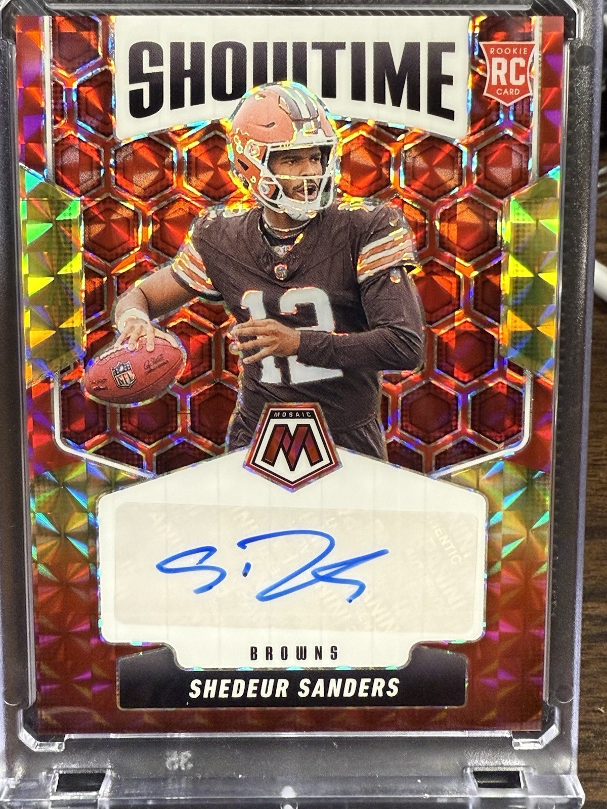 Shedeur Sanders 2025 Mosaic Showtime CHOICE FUSION RED & YELLOW Auto RC #SOS-SSA