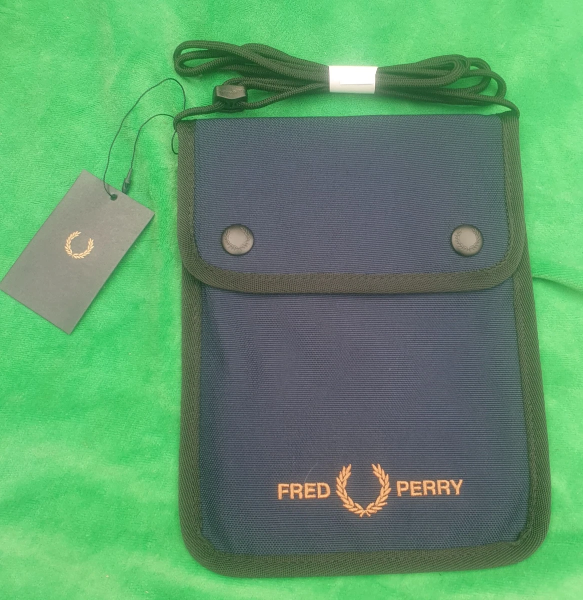 Fred perry deals small bag