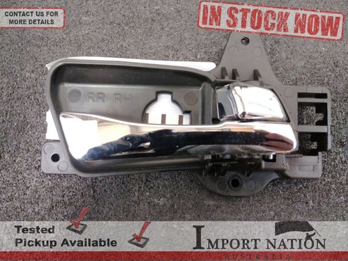HYUNDAI i30 FD USED REAR RIGHT INTERIOR DOOR HANDLE - CHROME TYPE (07-12) - Picture 2 of 4