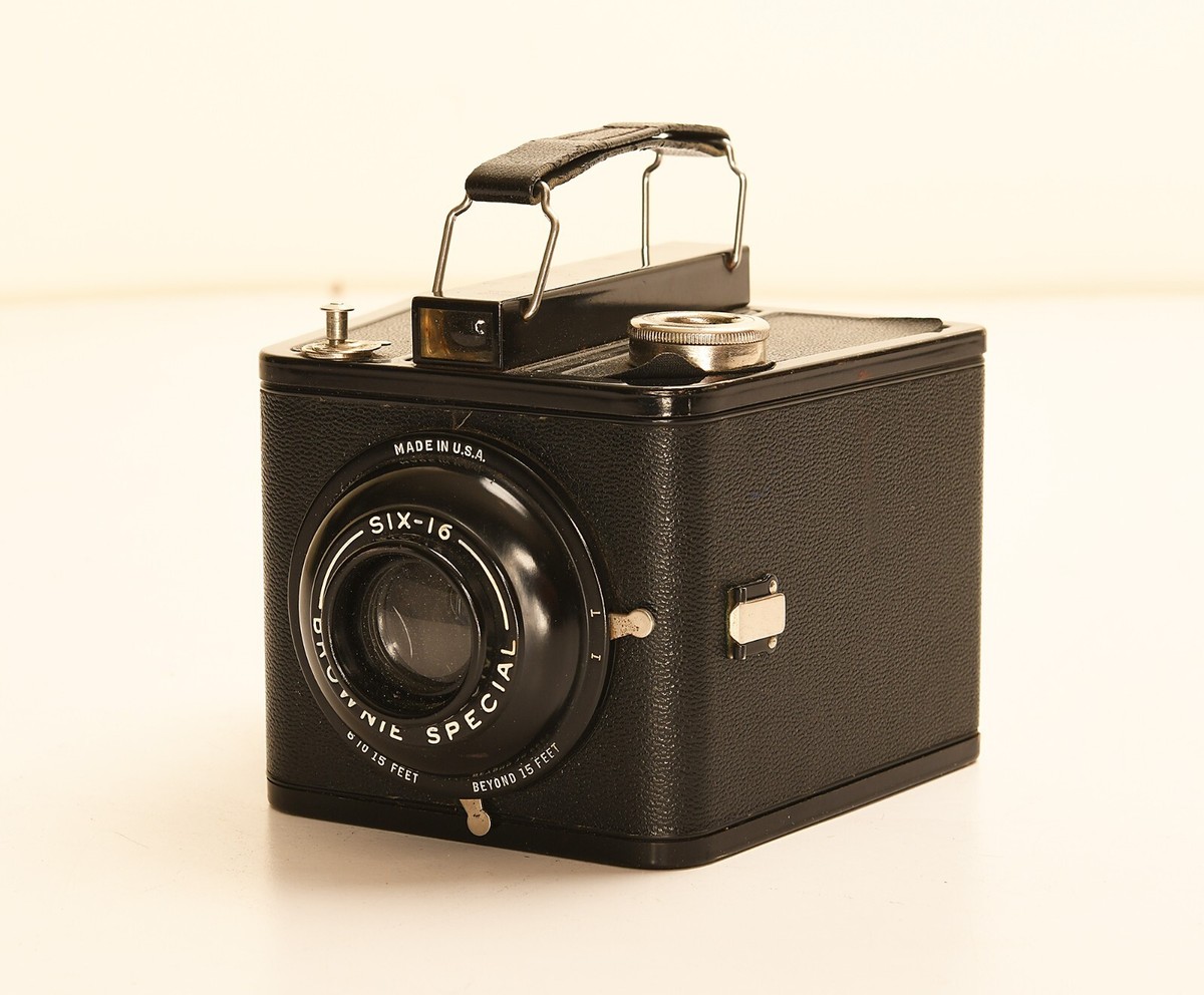 Brownie Target SIX16 カメラ Kodak Brownie target six-16 Special box camera NICE!!! | eBay