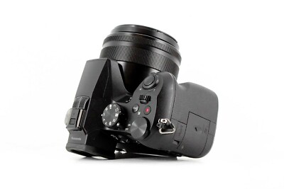 Panasonic LUMIX DMC-FX01 ブラック Panasonic Lumix DMC-FX01 Digital Camera w/Panasonic Battery