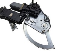 VW Golf 3 Cabrio Fensterhebermotor hinten Links 1E0847271D