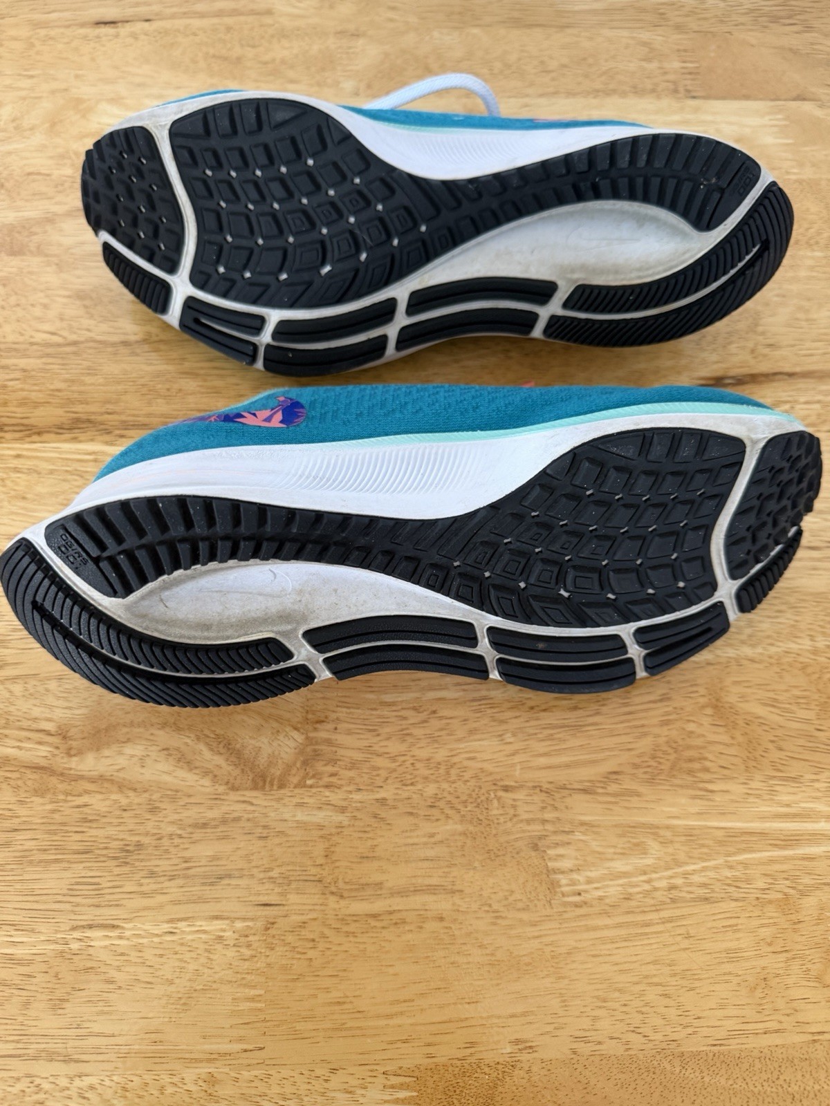 Nike Air Zoom Pegasus 37 Aquamarine Floral Women's Teal Shoes DH3051-300 thumbnail 7