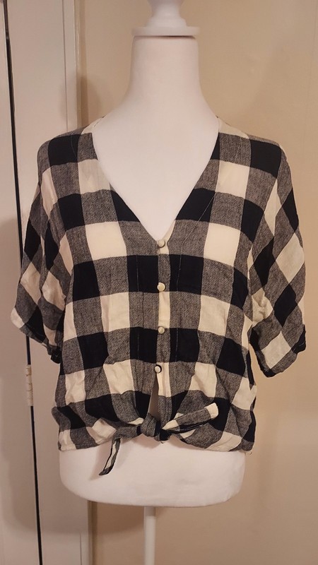 Rails Black White Checkered Top Short Sleeve Ties At Waist Sz S Womans