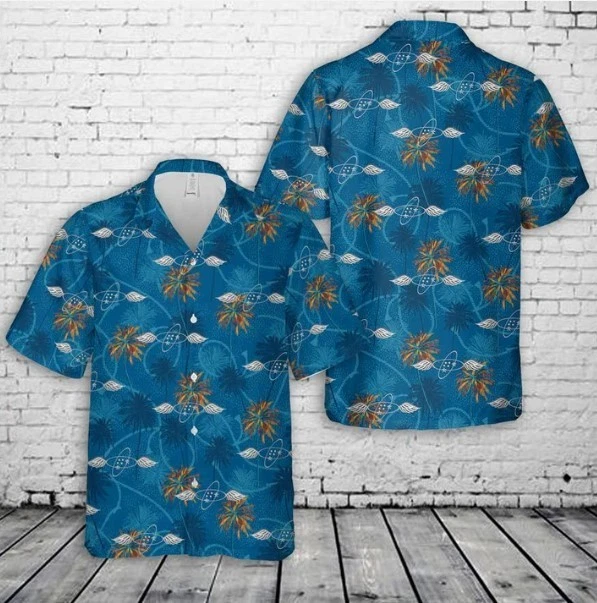 US Navy Aviation Electronics Technician (AT) Hawaiian Shirt
Opens in a new window or tab