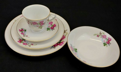 Moss Rose China 5 Piece Place Setting Vintage White with pink floral design - Picture 2 of 12