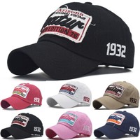 Feature Embroidery Trucker Mesh Baseball Hat Hip Hop Breathable Snapback Cap