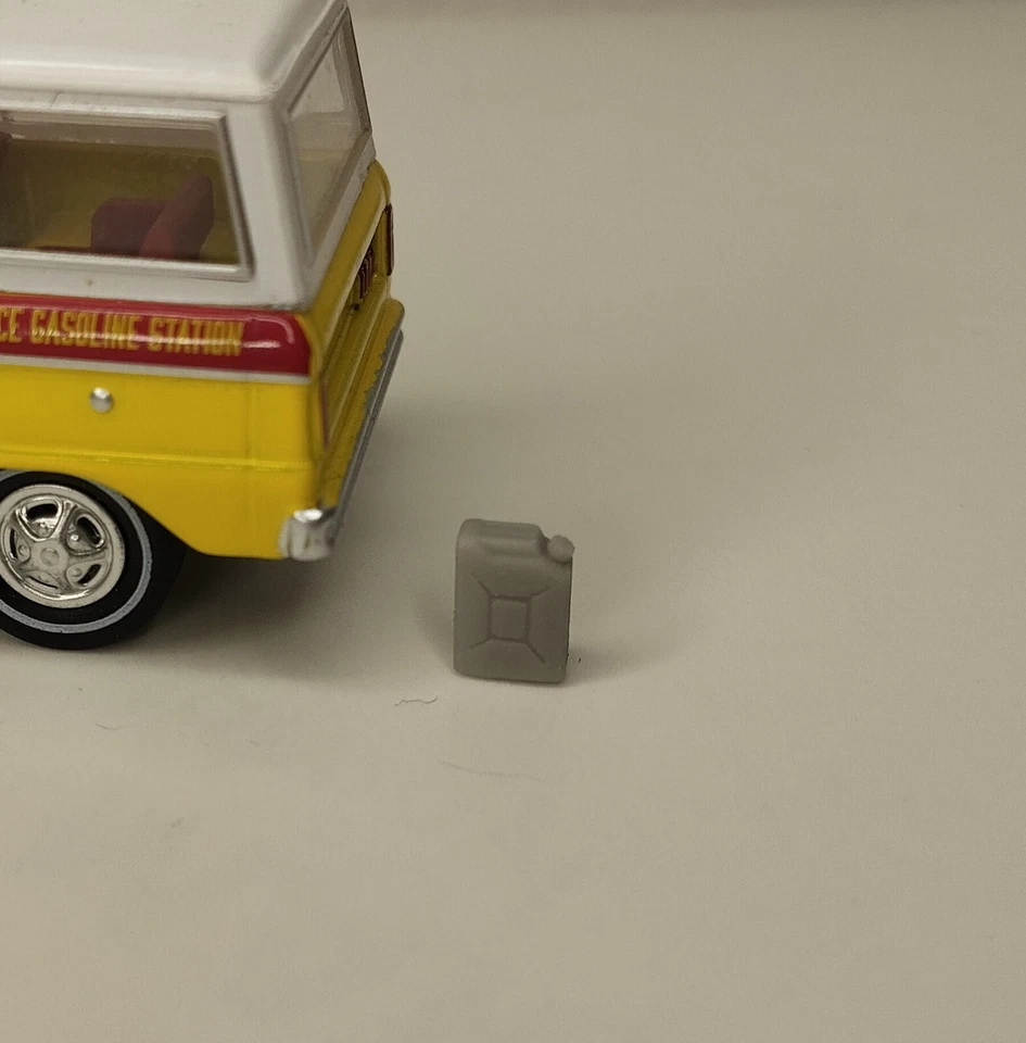 XCELLENS MODEL PARTS Jerrycan Fuel Can 20Liter 5Gallon 1/24 1/43 1/64