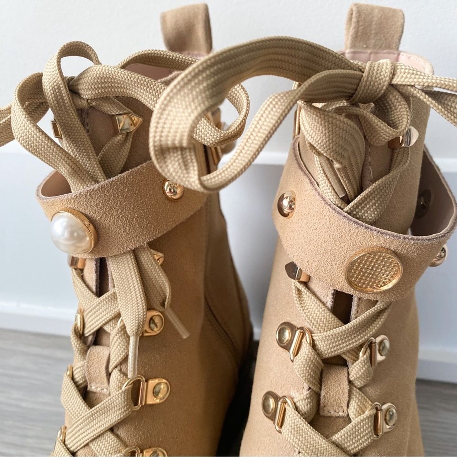 Karl Lagerfeld Womens Perry Combat Boot 10 Sand Moto Boho Lace Up Grunge