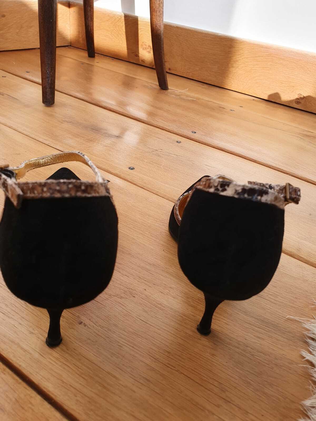 Picture 3 of 5