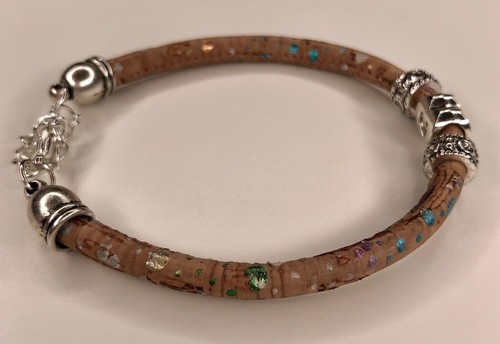 Natural Cork Bracelet, Vegan Wood Bracelet, Cork Jewelry, Heart Charm  - Bild 5 von 14