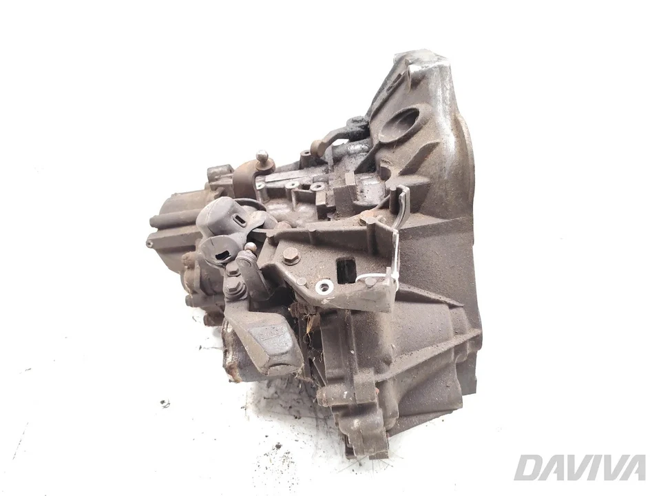 Fiat Punto 5 Speed Manual Gearbox 1.3 D Multijet Diesel 55kW (75 HP) 2013 - Image 3 of 4