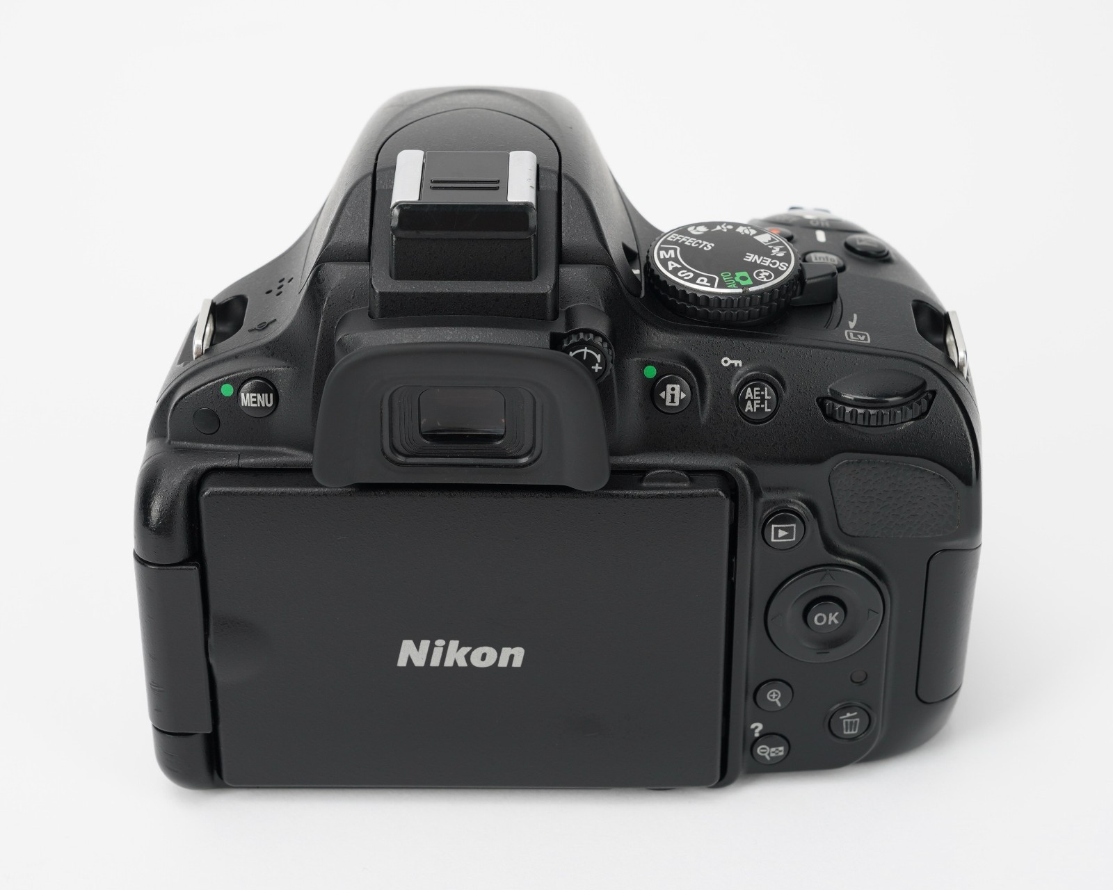 Nikon D5100 Digital SLR Camera (Body Only) 16.2MP DX-Format, 12920 Shutter Count