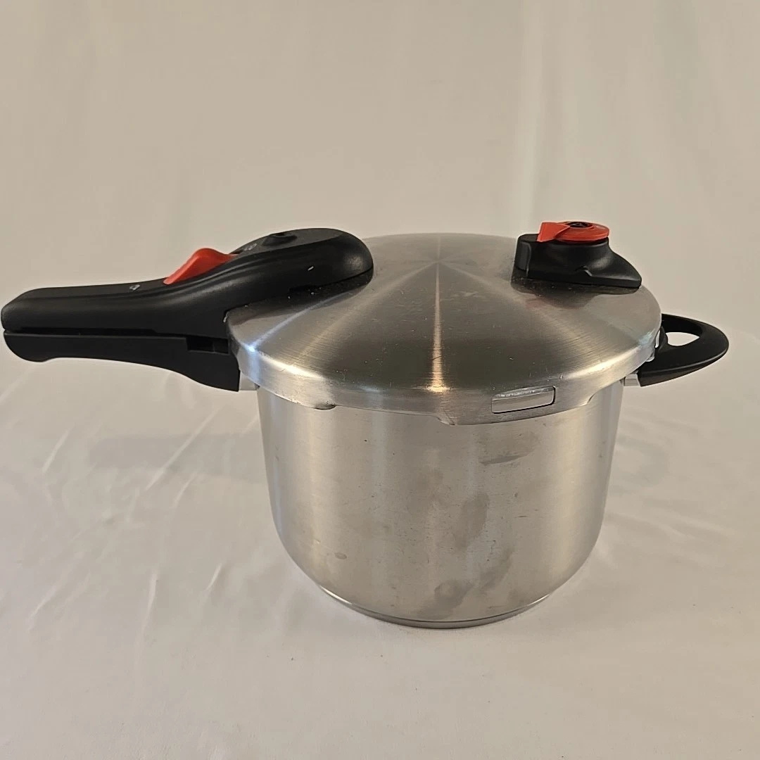 Nuwave Precision 6.5 qt Non-Electric Pressure Cooker Stovetop or Induction