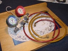 Yellow Jacket Brute II Manifold for R-12/22/502, Test & Charging with (2) Hoses