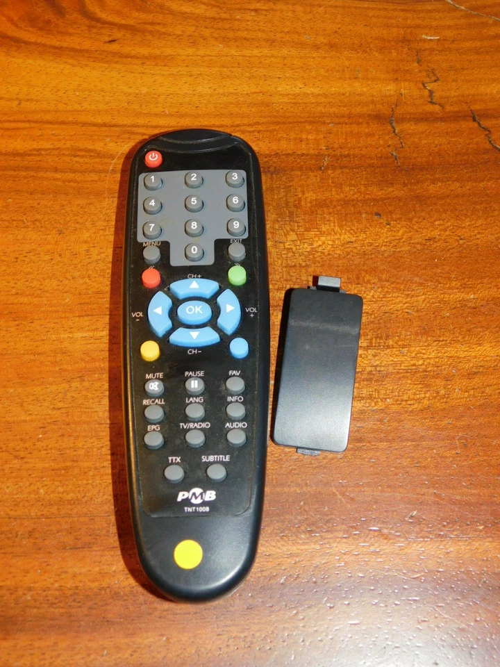 Télécommande remote control PMB TNT1008 recepteur satellite TNT-1008 - Photo 3/3