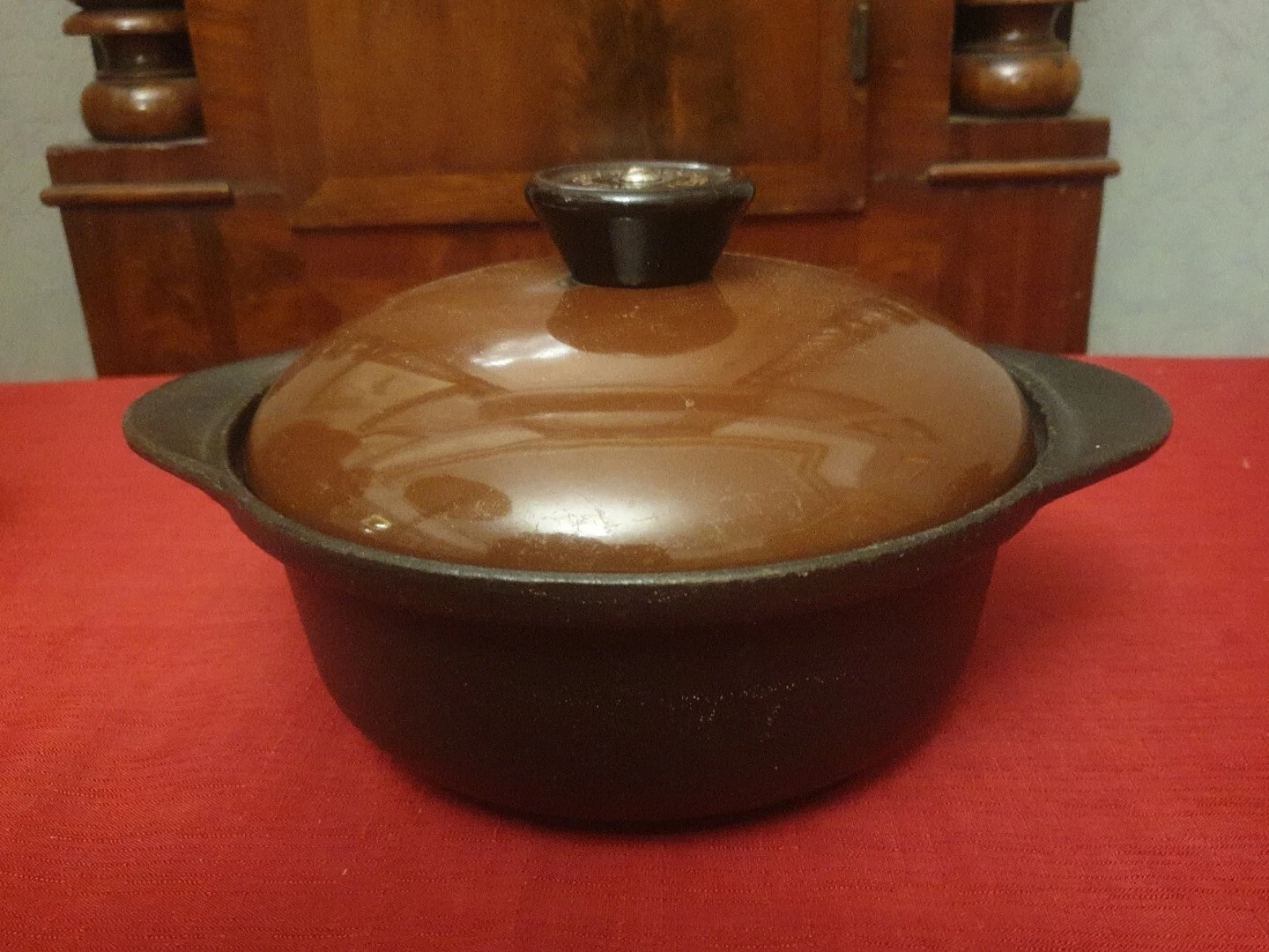 Vintage COOKWELL Cast Iron OVEN PROOF Dutch Oven Round 7 inch Brown Lid